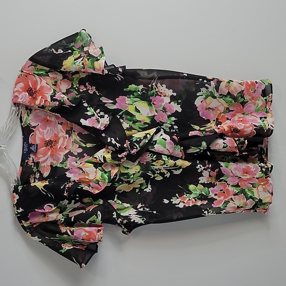 Chaps floral flutter sleeve ruffle front blouse